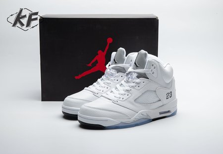 Jordan 5 Retro White Metallic HQ7978-103 Size 40-48.5